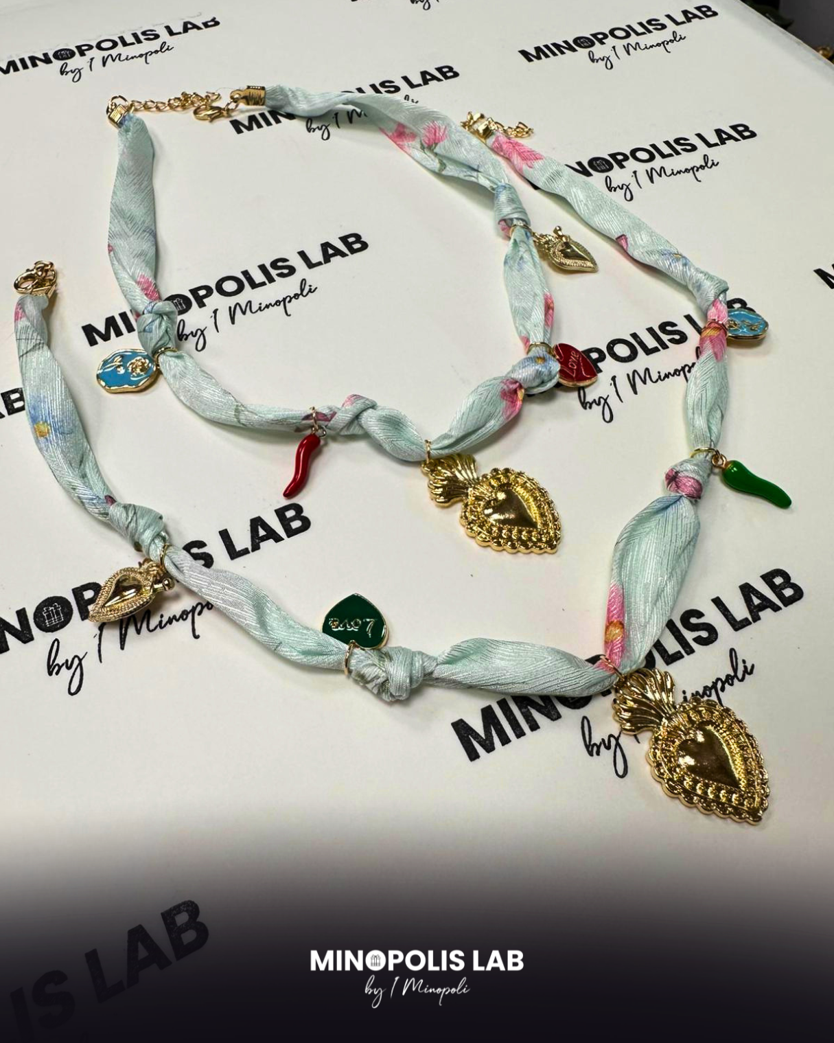 Collana Seta Charm
